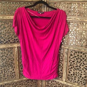🔥 Dark pink fuschia cowl neck tshirt Cable & Gauge